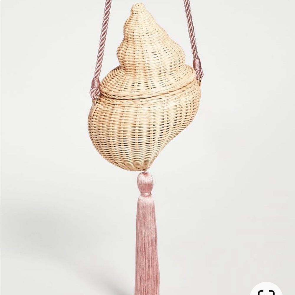 Poolside “The Madison” Conch Shell Bag - NEW
